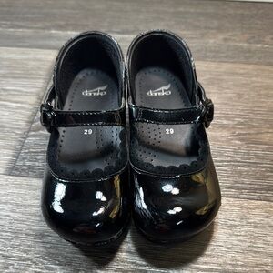 Black Kids dansko size 29